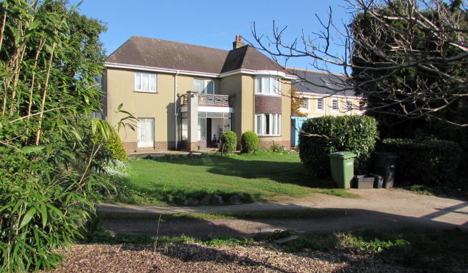 Substantial and well located dwelling on a site of 0.25 of an acre with Residential Development potential for Houses or Flats (STP)