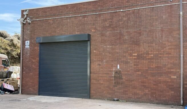 Warehouse Unit with parking on the popular Sowton Industrial Estate with easy access to M5 Motorway