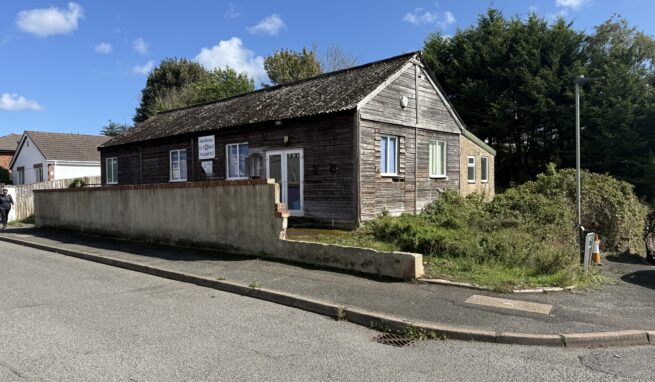 Former Scout Hut and Storage Building on a spacious plot with Development potential, subject to usual consents