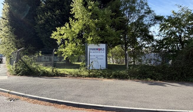 Secure Site fronting the main spine road running through the popular Heathfield Industrial Estate