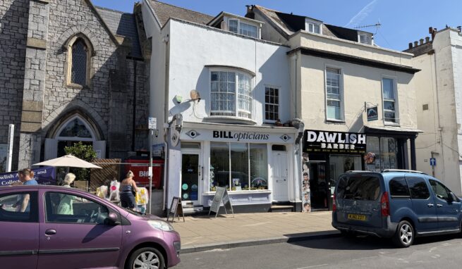 Town Centre Investment premises comprising ground floor Retail Unit plus self large contained 2 bedroom flat over